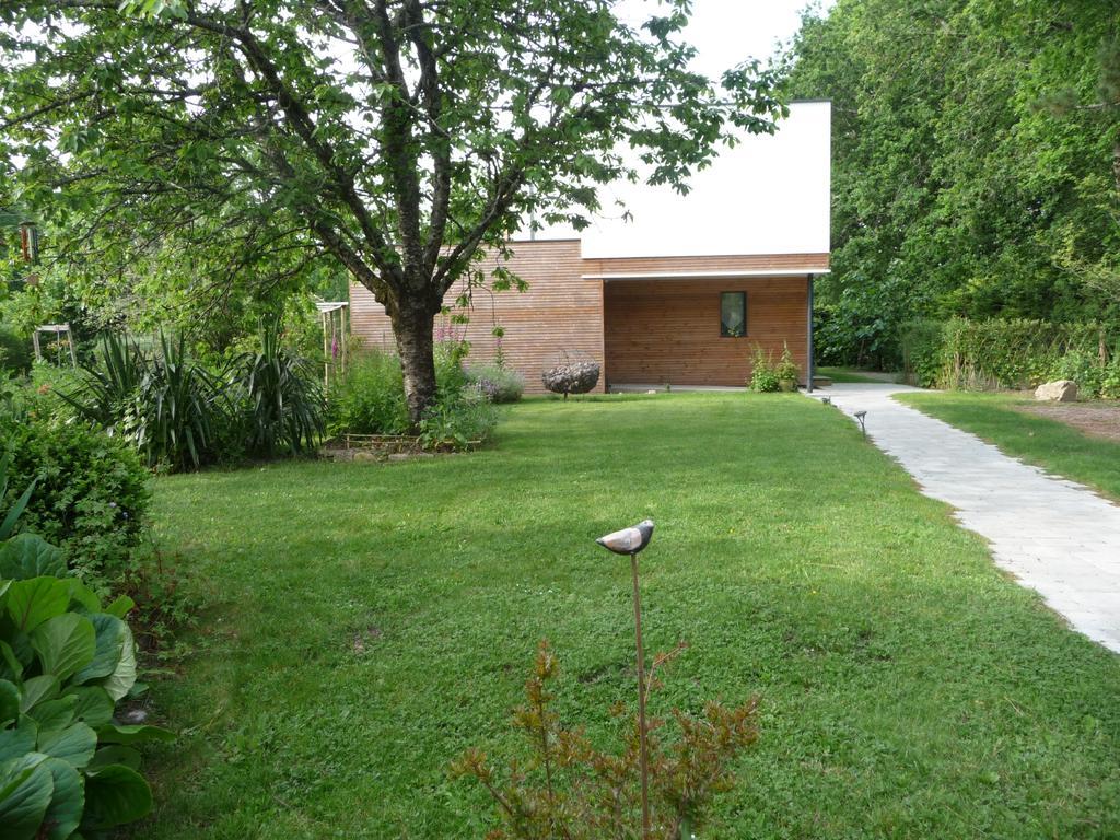Le Jardin Aux Oiseaux Bed & Breakfast Férel Екстериор снимка